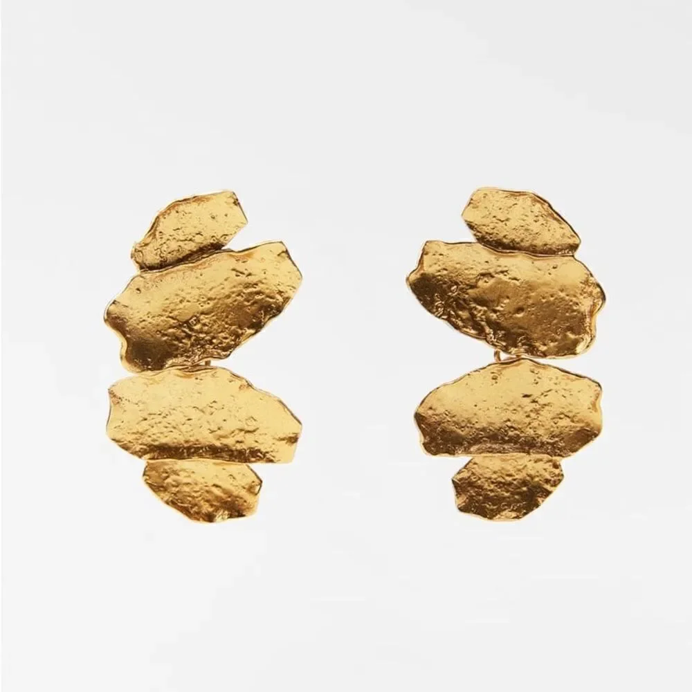 Zara Textured Golden Earrings